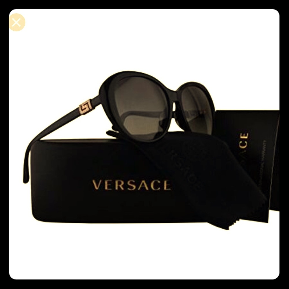 Versace Black Sunglasses 🕶